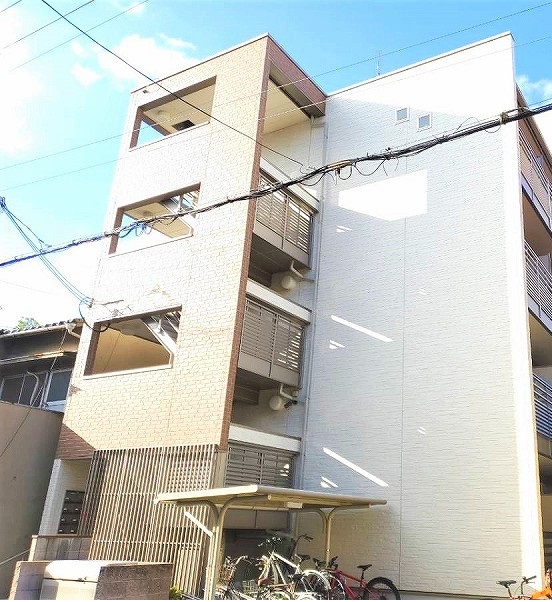 千鳥橋駅より徒歩7分 築9年6ヶ月 4階建の賃貸物件