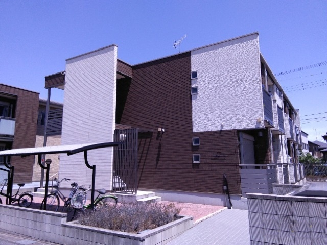 柏たなか駅より徒歩13分 築10年 2階建の賃貸物件