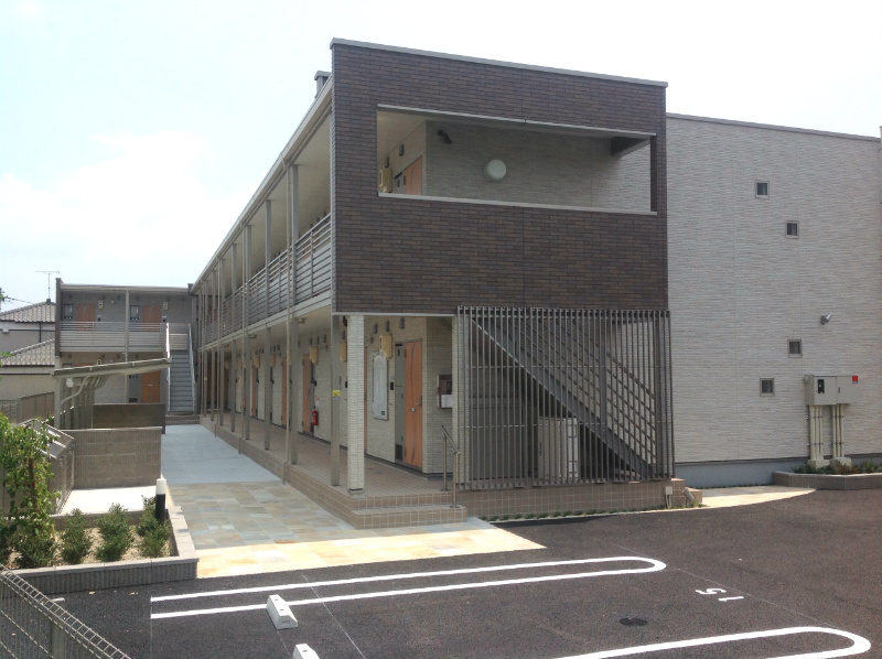 吉浜駅より徒歩13分 築9年4ヶ月 2階建の賃貸物件