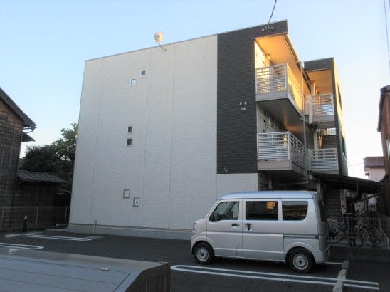 ＣＬＥＩＮＯＭＩＬＫ 2階 築9年6ヶ月の賃貸物件