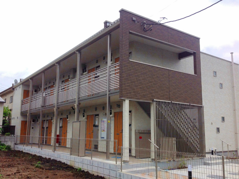 君津駅より徒歩9分 築8年6ヶ月 2階建の賃貸物件