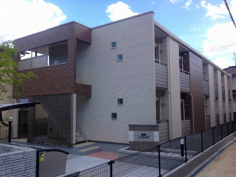 福山駅よりバス16分 築8年11ヶ月 2階建の賃貸物件