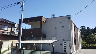 富岡駅より徒歩17分 築7年8ヶ月 2階建の賃貸物件