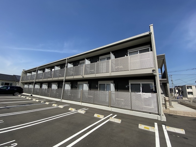 苅田駅よりバス8分 築6年6ヶ月 2階建の賃貸物件