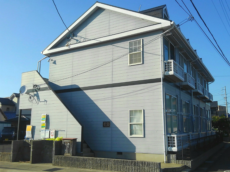 小牧駅よりバス7分 築28年9ヶ月 2階建の賃貸物件