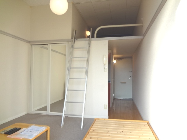 レオパレスシミズ 1号室 上飯田駅 名古屋市守山区 レオパレス21 の賃貸アパート