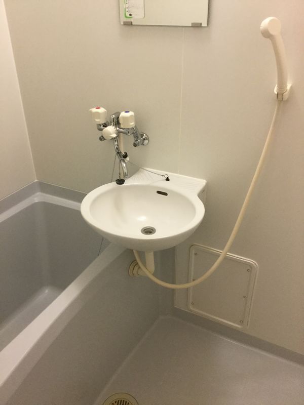 シャワールーム