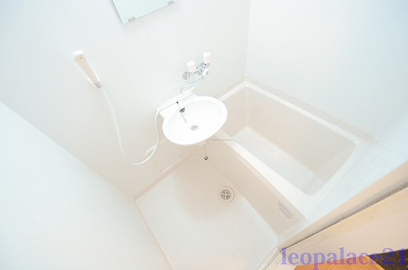 レオパレスリヴハイツｃ 1号室 四日市駅 四日市市 レオパレス21 の賃貸マンション