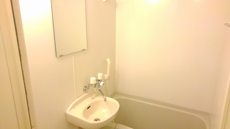 レオパレスアークテラス 103号室 中川原駅 四日市市 レオパレス21 の賃貸マンション