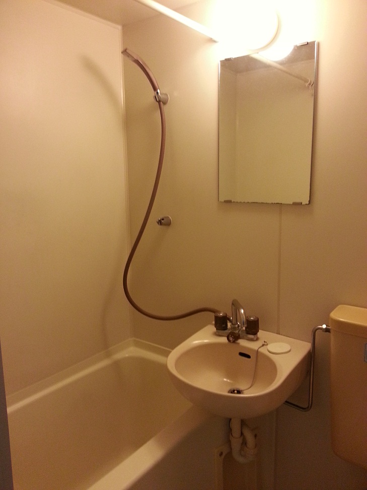 シャワールーム