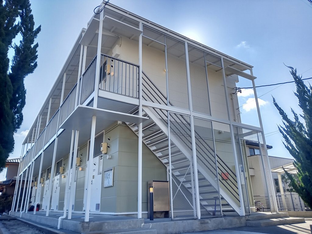 レオパレスクレスタ