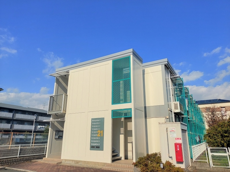 レオパレス渚