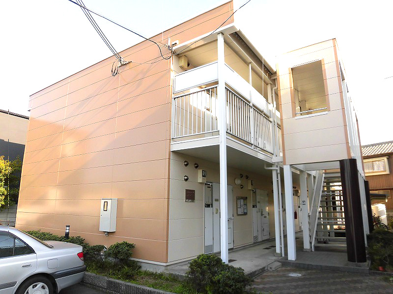 レオパレスファミーユ