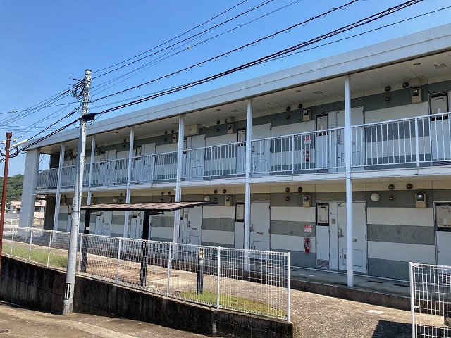 レオパレステラス上小島