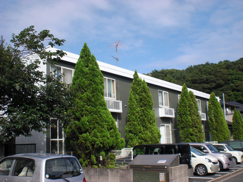 レオパレストレンド