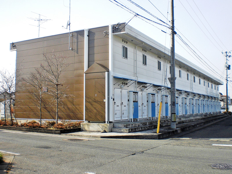 レオパレス柳原
