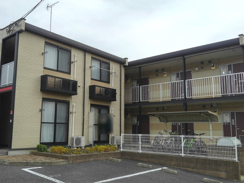 レオパレスザフィーア