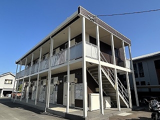 レオパレスドミール　板垣