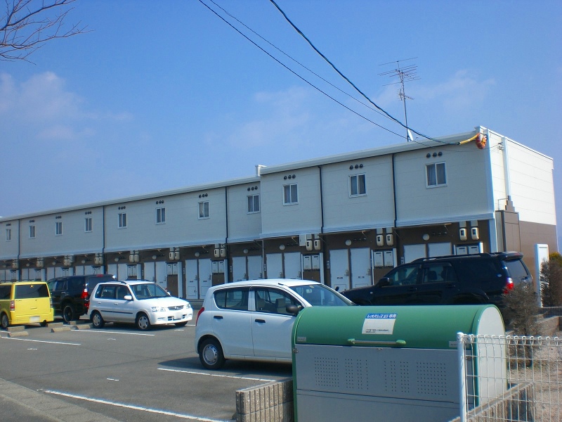 レオパレス西浦