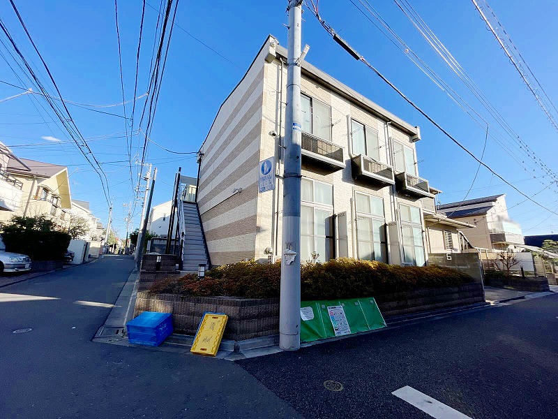 レオパレス和