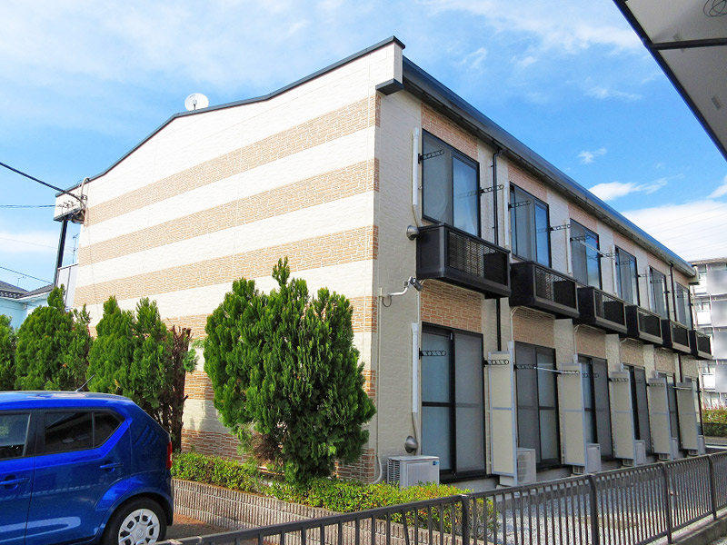 レオパレスコスモ