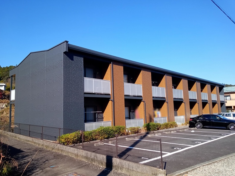 レオパレスコスモステージ