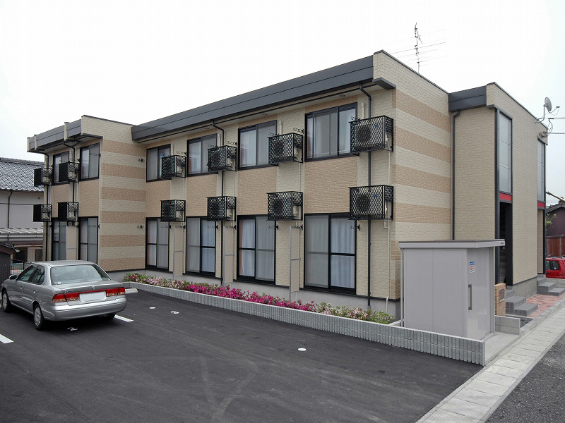 レオパレスボヌール