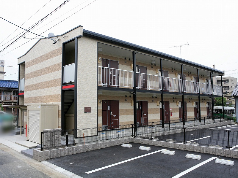 レオパレスねいし