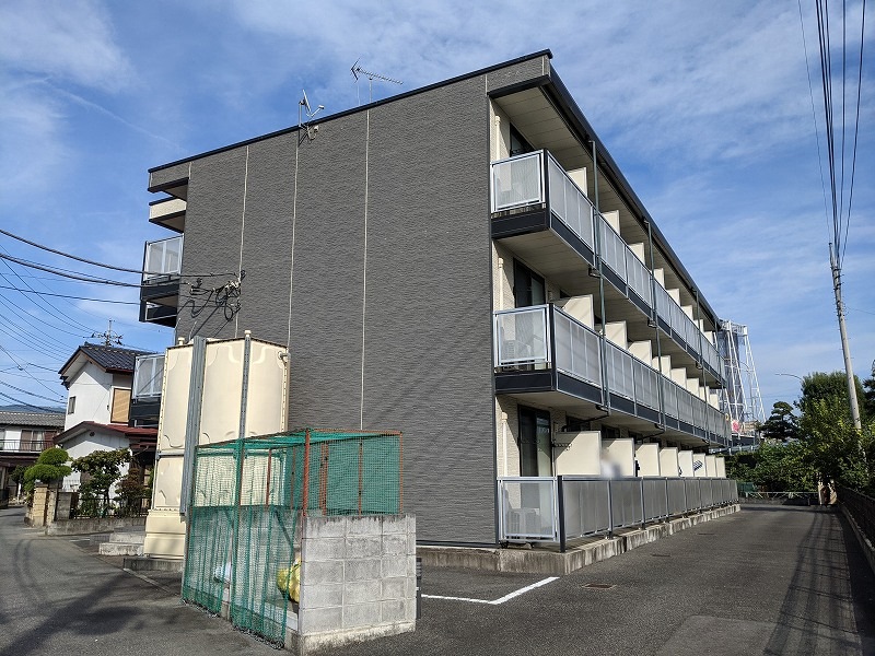 レオパレスサニープレイス甲府