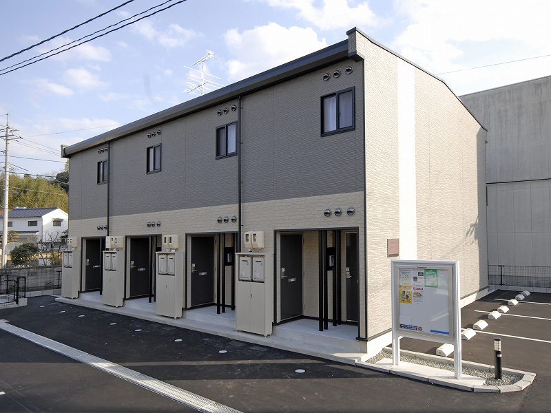 レオパレス本郷Ｂ