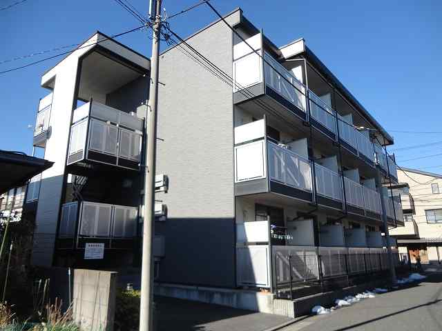 レオパレスカーサ　ウィステリア