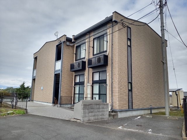 レオパレスベイサージュⅡ