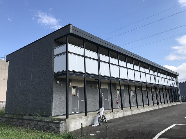レオパレス蔵漆倶館