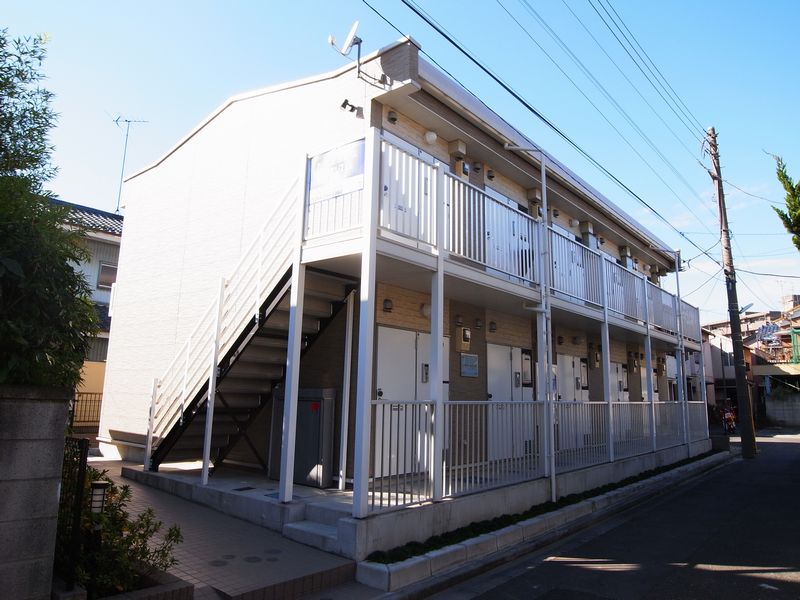 レオパレスルミエール四谷上町