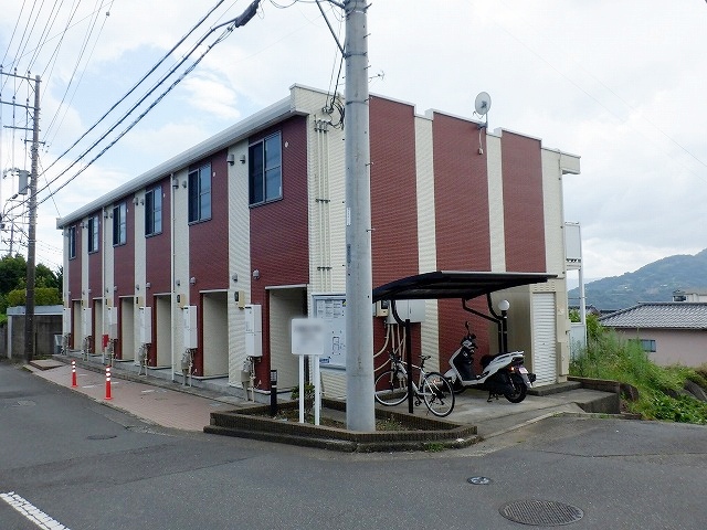 レオネクストコーポ吉浜２