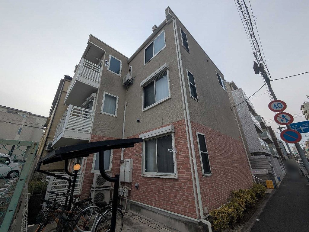 レオネクストタザーズ