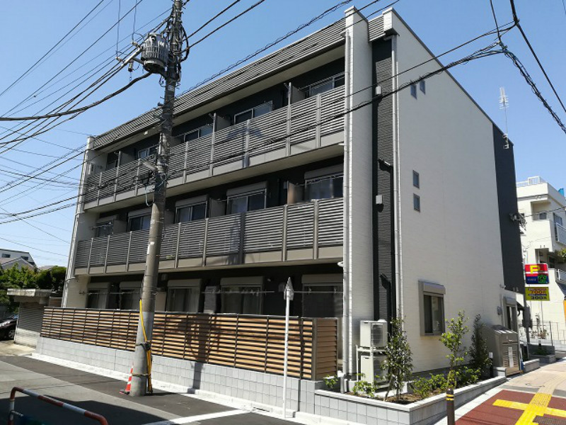 クレイノアーチェロ